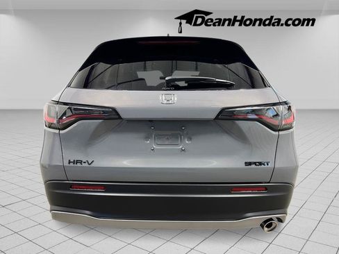 New 2027 Honda HR-V Sport image 4