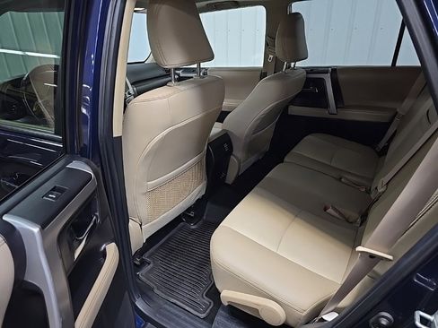 Used 2022 Toyota 4Runner SR5 Premium image 31