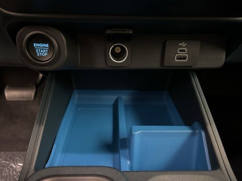 New 2025 Ford Maverick XLT w/ XLT Luxury Package image 14