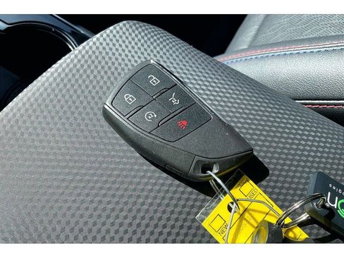 Used 2026 Chevrolet Equinox RS w/ Convenience Package III AWD/4WD image 14