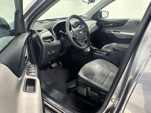Used 2023 Chevrolet Equinox LS AWD/4WD image 20