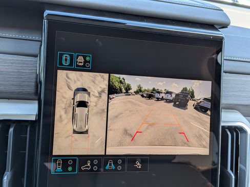 New 2026 GMC Acadia Denali w/ Super Cruise Package FWD image 30
