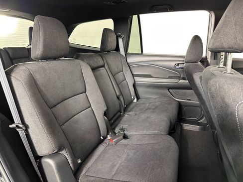 Used 2022 Honda Pilot Sport image 34