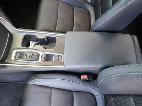 Used 2019 Honda Accord Sport image 40