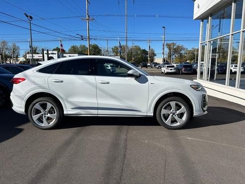 New 2025 Audi Q5 Premium Plus image 2