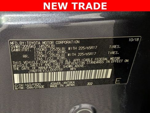 Used 2018 Toyota RAV4 LE image 31