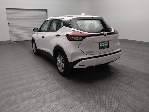 Used 2021 Nissan Kicks S FWD image 5
