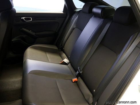 Used 2023 Honda Civic Sport image 12