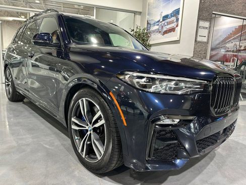 Used 2021 BMW X7 xDrive40i w/ M Sport Package AWD/4WD image 21