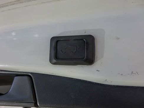 Certified 2021 Toyota RAV4 XLE Premium AWD/4WD image 25