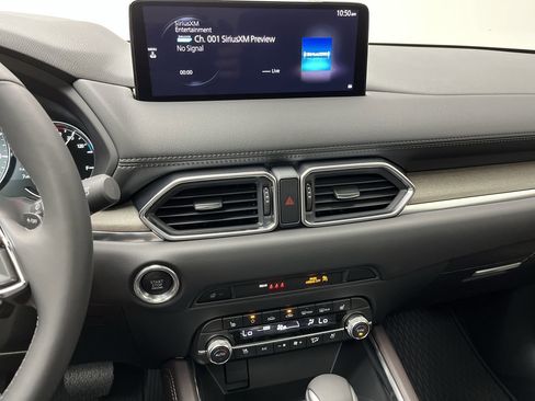 Used 2025 MAZDA CX-5 Signature image 17