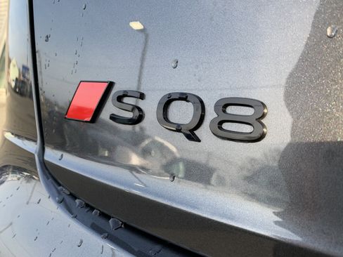 New 2026 Audi SQ8 Prestige image 32