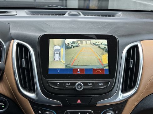 Used 2018 Chevrolet Equinox Premier image 29