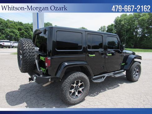 Used 2016 Jeep Wrangler Unlimited Rubicon AWD/4WD image 17