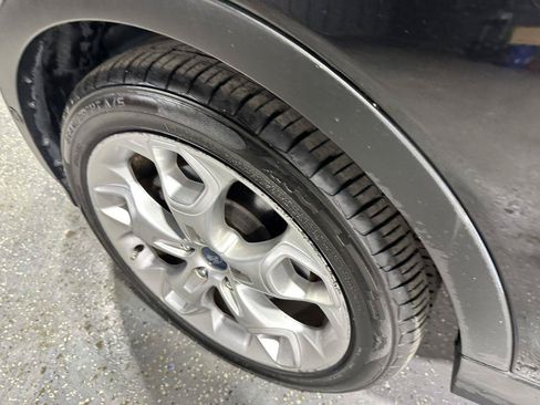 Used 2013 Ford Escape Titanium w/ Parking Technology Pkg FWD image 10