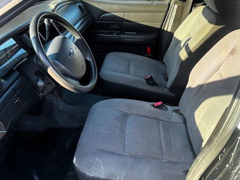 Used 2011 Ford Crown Victoria Police Interceptor w/ Radio Suppression Pkg image 5