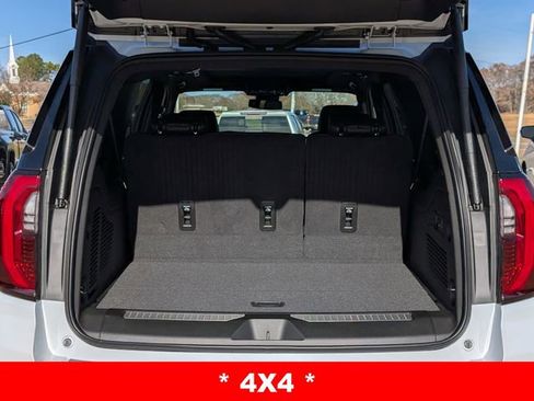 New 2026 GMC Yukon XL Denali w/ Sun & Power Step Package AWD/4WD image 10