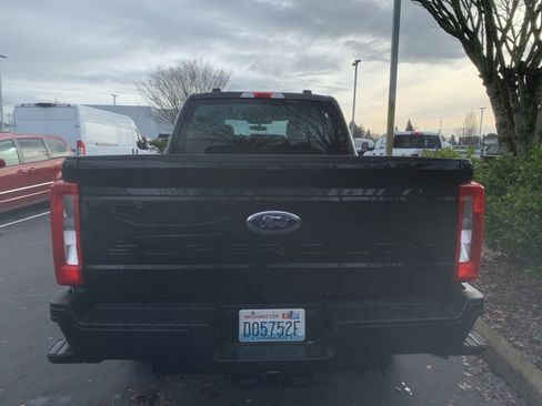 Used 2024 Ford F350 XL image 3