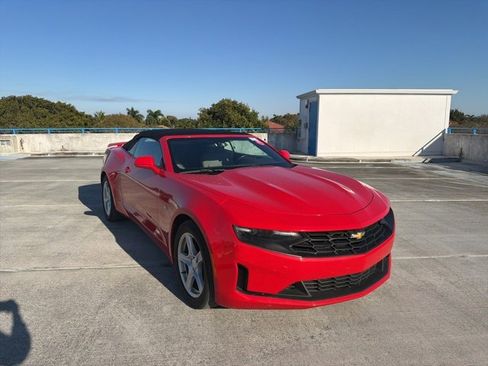 Used 2023 Chevrolet Camaro LT image 3