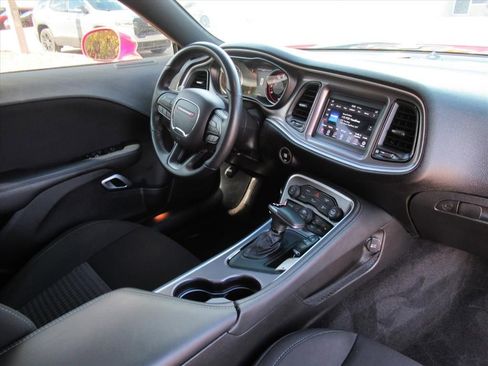 Certified 2022 Dodge Challenger R/T image 11