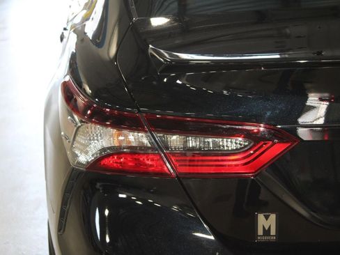 Used 2024 Toyota Camry SE AWD/4WD image 35