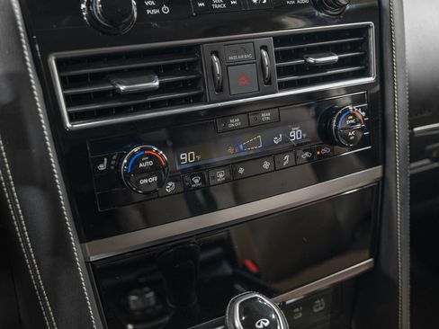 Used 2023 INFINITI QX80 Premium Select w/ Cargo Package image 22