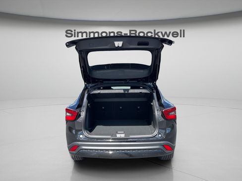 New 2026 Chevrolet Trax RS w/ Driver Confidence Package FWD image 10