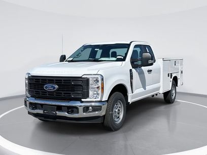 New 2026 Ford F250 XL w/ XL Chrome Package