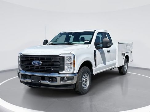 New 2026 Ford F250 XL w/ XL Chrome Package image 1
