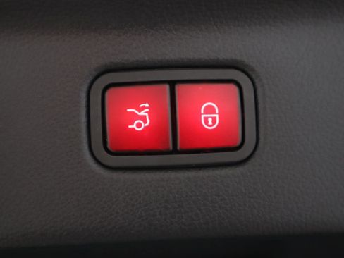 Used 2023 Mercedes-Benz S 580 4MATIC Sedan w/ AMG Line image 11