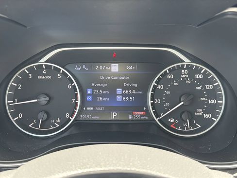 Used 2023 Nissan Maxima SR w/ Sport Mat Group FWD image 31