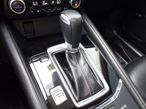 Used 2018 MAZDA CX-5 Touring w/ Preferred Equipment Package image 22