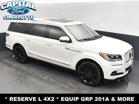 Used 2023 Lincoln Navigator L Reserve image 27