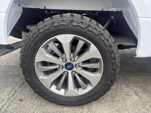 Used 2018 Ford F150 XL w/ Equipment Group 101A Mid AWD/4WD image 9