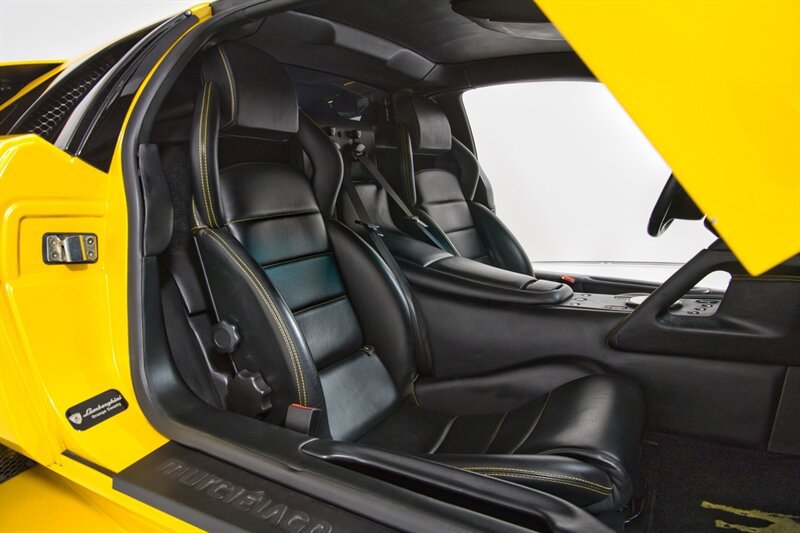 Used 2006 Lamborghini Murcielago Coupe AWD/4WD image 32