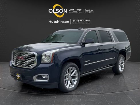 Certified 2020 GMC Yukon XL Denali w/ Denali Premium Package AWD/4WD image 1