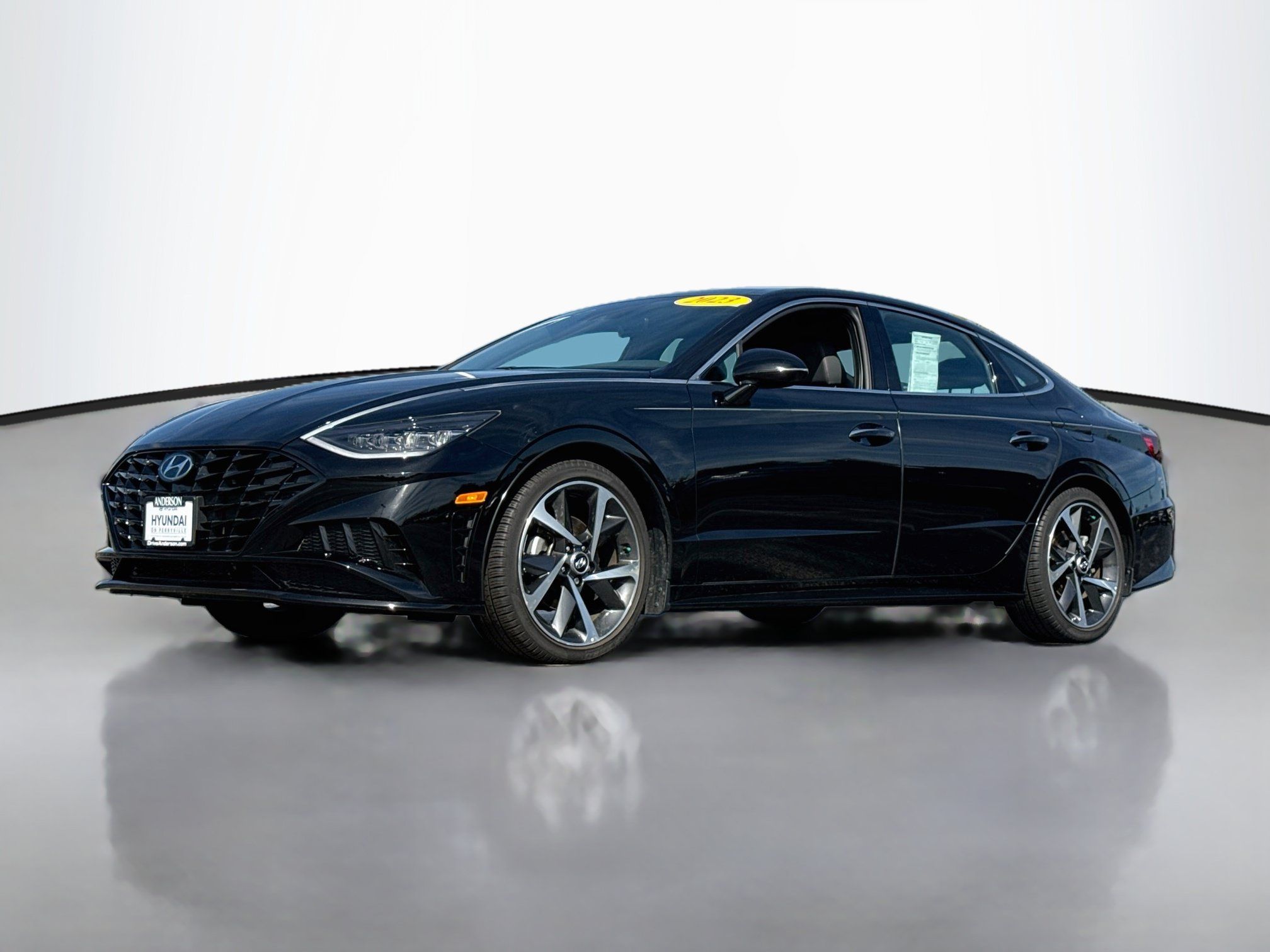 Used 2023 Hyundai Sonata SEL Plus FWD image 3
