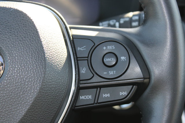 Used 2024 Toyota RAV4 XSE w/ Advanced Technology Package AWD/4WD image 17