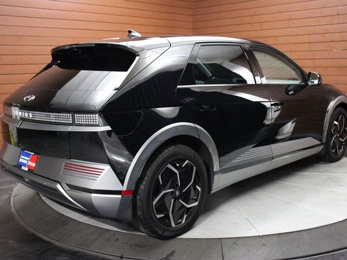 Used 2024 Hyundai Ioniq 5 Limited image 5