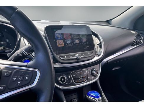 Used 2017 Chevrolet Volt Premier w/ Driver Confidence Package FWD image 9