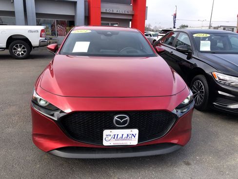 Used 2021 MAZDA MAZDA3 s image 8
