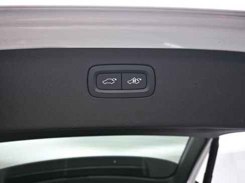 Used 2023 Volvo XC90 B6 Ultimate w/ Protection Package Premier AWD/4WD image 34