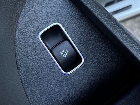 Used 2024 Mercedes-Benz GLS 580 4MATIC image 74