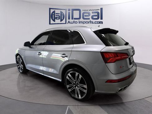Used 2018 Audi SQ5 Premium Plus w/ S Sport Package AWD/4WD image 3