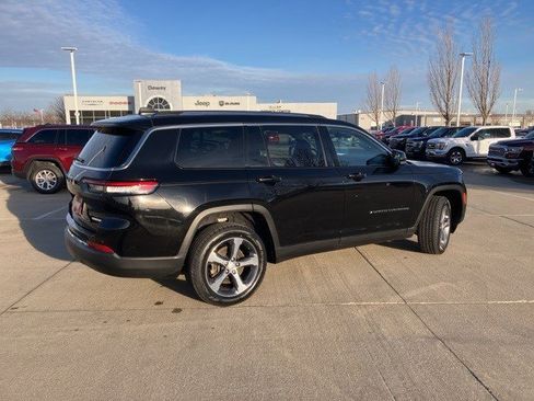 Used 2023 Jeep Grand Cherokee L Limited image 5