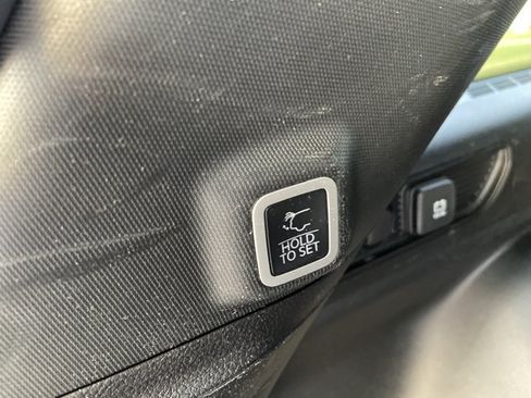 Used 2024 Jeep Grand Cherokee Altitude RWD image 51