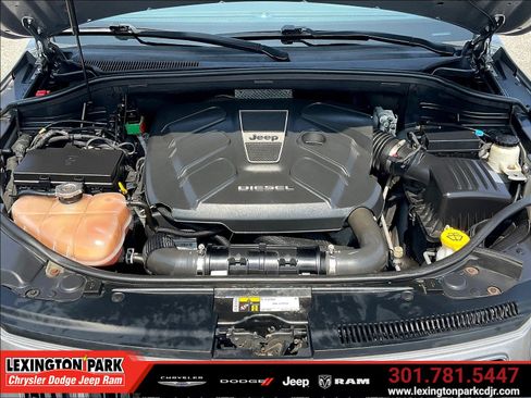 Used 2015 Jeep Grand Cherokee Limited AWD/4WD image 29