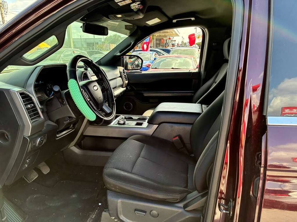 Used 2020 Ford Expedition XLT w/ Cargo Package RWD image 14