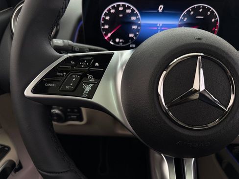 New 2026 Mercedes-Benz GLB 250 image 15