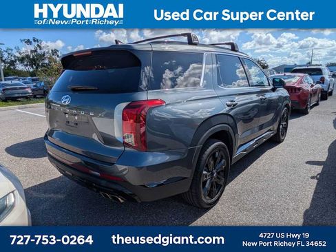 Used 2024 Hyundai Palisade XRT FWD image 2